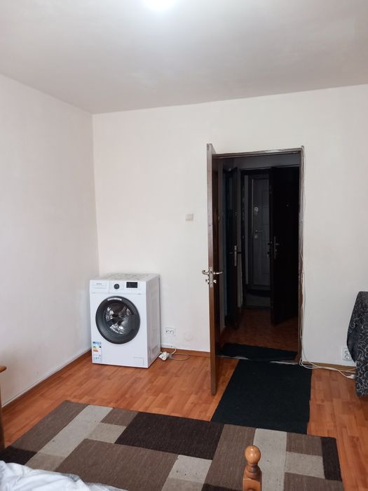 Garsonieră de vânzare