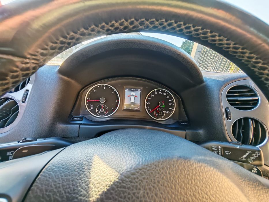 Volkswagen Tiguan sport & style BMT 4 Motion 2012.