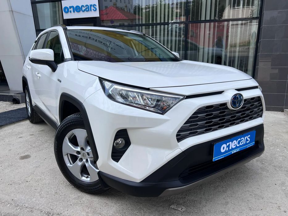 Toyota RAV4 2.5 Hybrid 2020/ 4x4/ Istoric service Reprezentanta