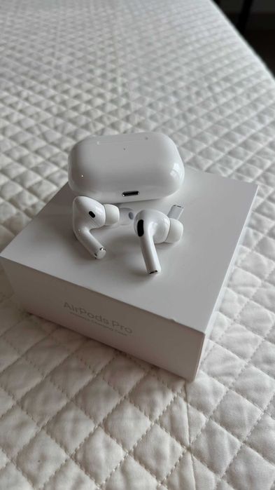 Apple Airpods Pro (Gen 1)