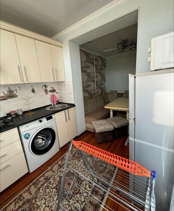 Chorsu bozori ro'parasi