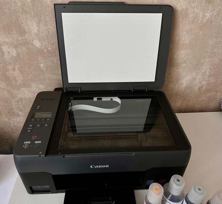 Продам принтер + сканер Canon pixma G 2420