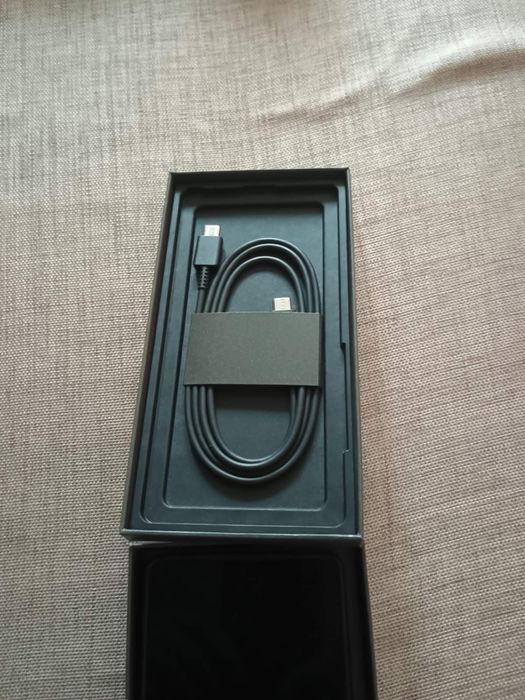 Samsung s25 ultra чисто нов