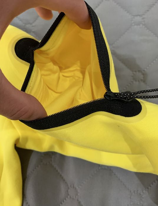 Nike tech fleece yellow