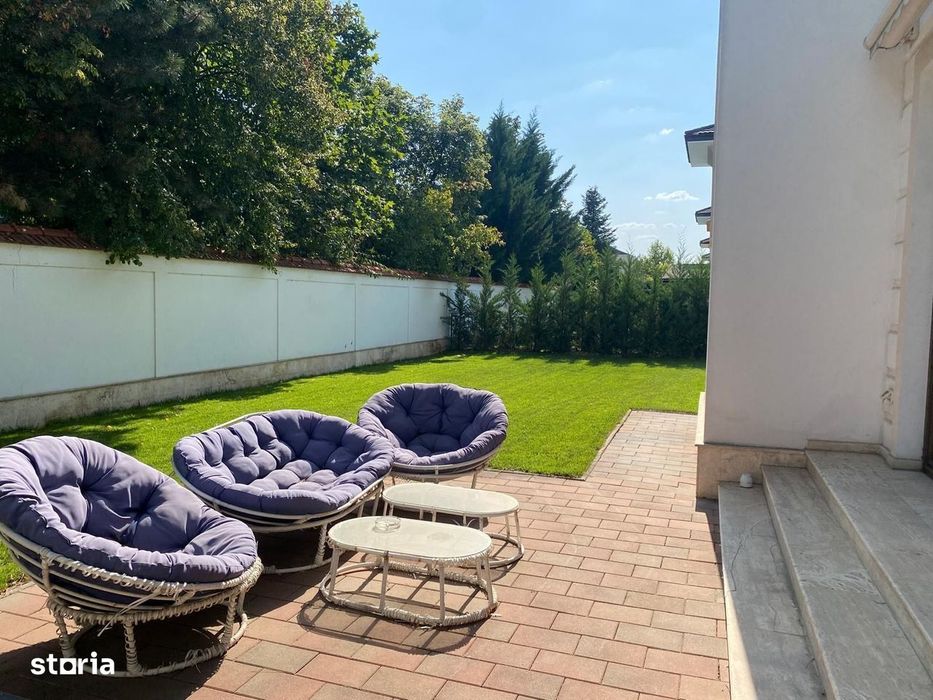 Vila cu 6 camere, finisaje premium, spatii generoase, aproape de Jolie