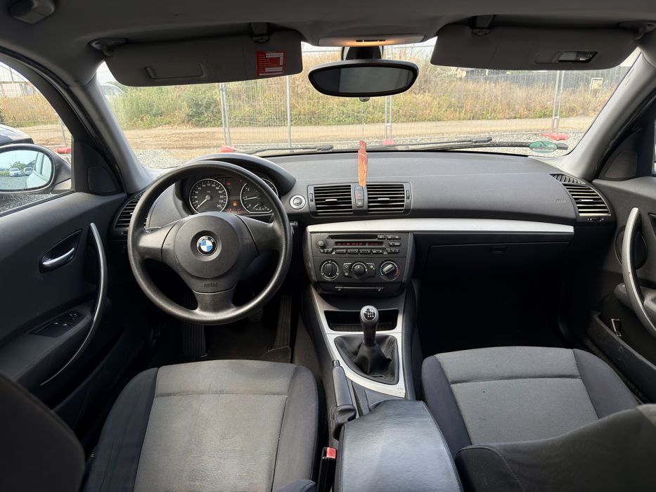 Vand/schimb Bmw Seria 1 E87 116i 2007 1.6 Benzina 115 cp