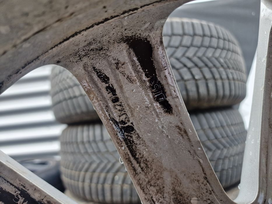 Гуми с Джанти за ГЛЕ W166 275/50 R20 Pirelli 2021