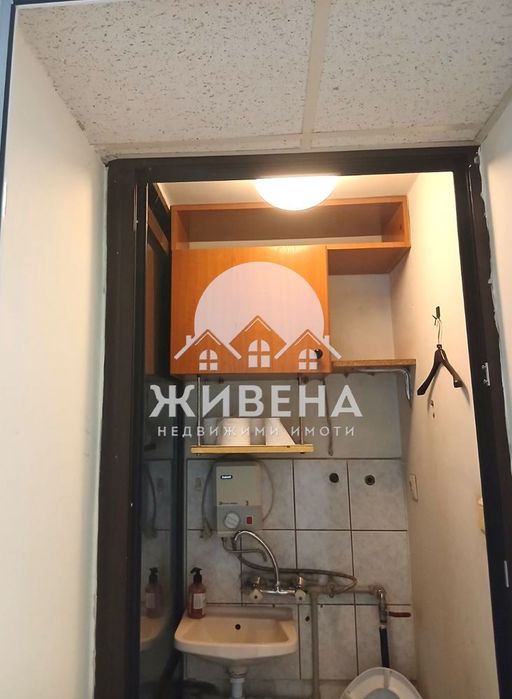 Дава се под наем Офис в Варна, Център - 23 кв.м за 450 € - Снимка #5