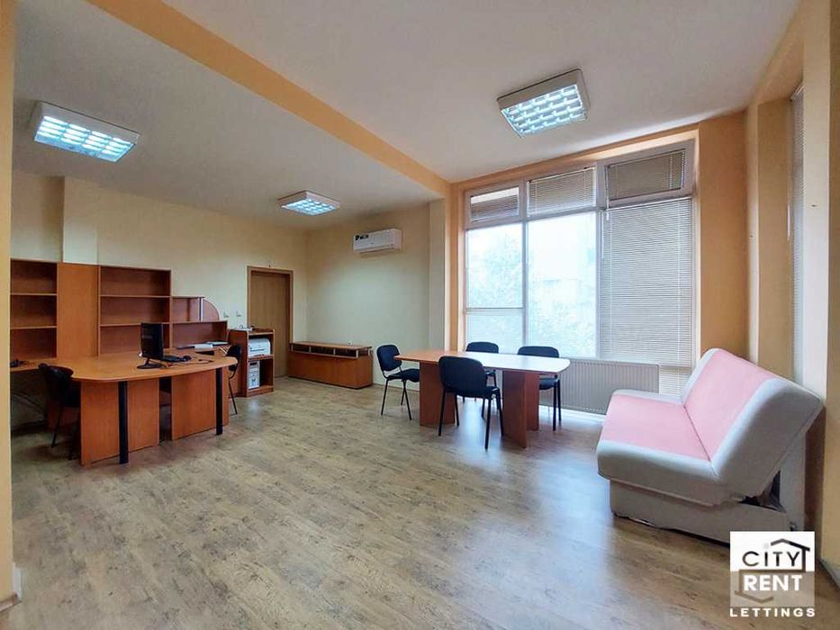 Дава се под наем Офис в Велико Търново, Картала - 45 кв.м за 230 € - Снимка #2