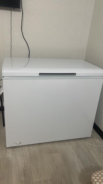 Продам морозильник