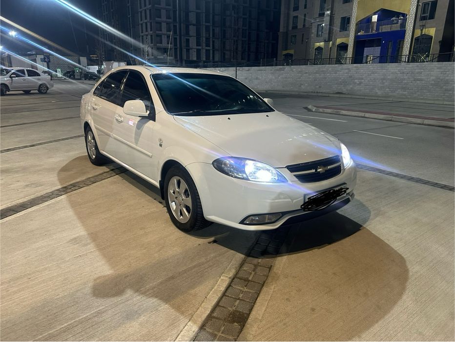 Gentra своя 2019 год автомат белая чистая