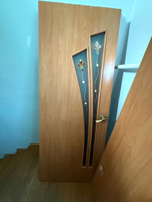 Срочно продаётся двери!