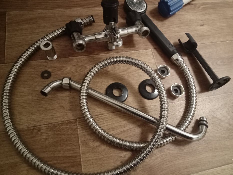 Смеситель душевой