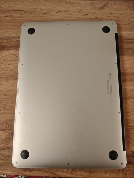 СРОЧНО Продам MacBook air 13 2015г