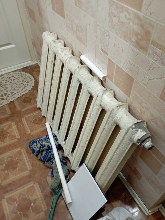 Продаётся Чугунная батарея б.у. Самовывоз с Фирузы