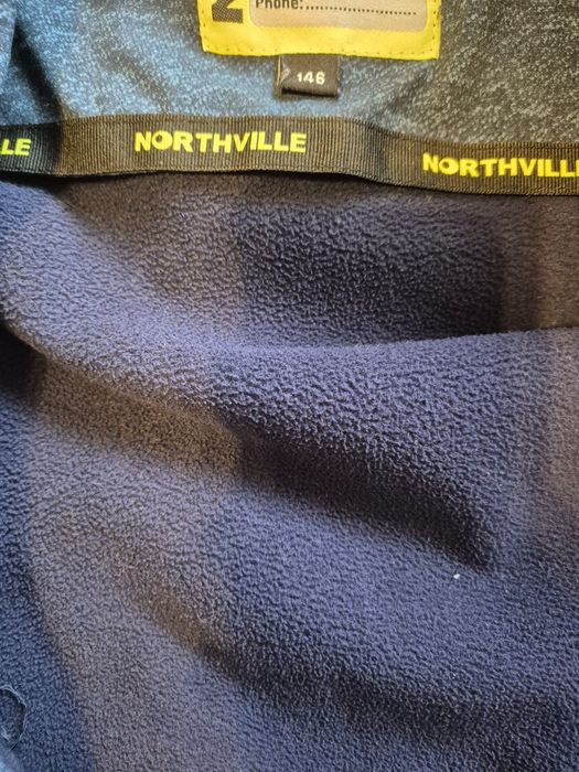 Vând geaca softshell, mărimea 146