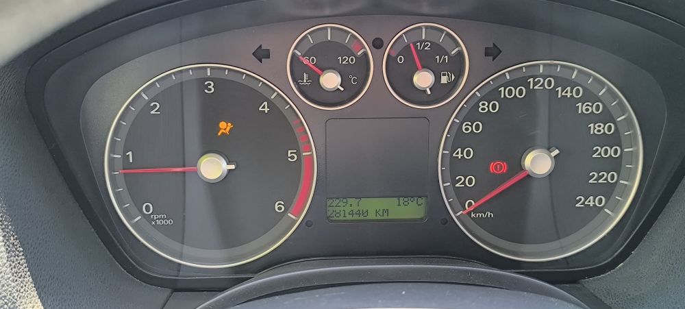 Форд Фокус C-Max
