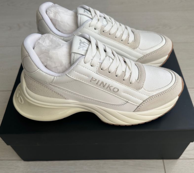 Маратонки  Pinko 36 номер