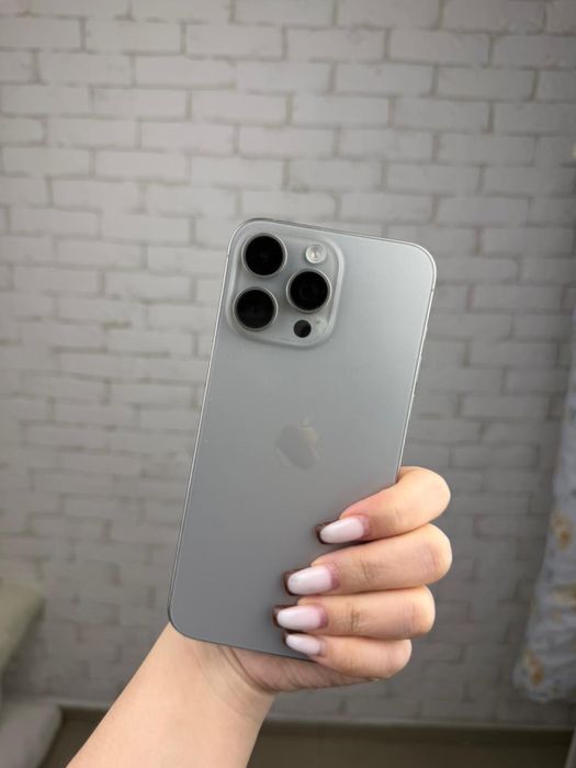 Iphone 15 pro max торг есть пишите звоните