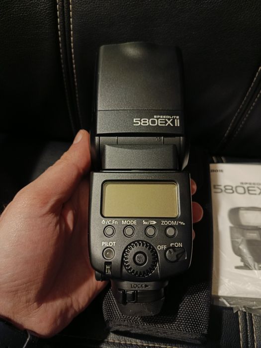 Bliț extern profesional Canon Speedlite 580EX II