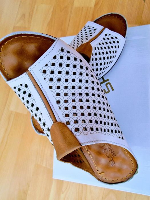 Papucii piele naturala,import Italia, cutie,saculet inclus