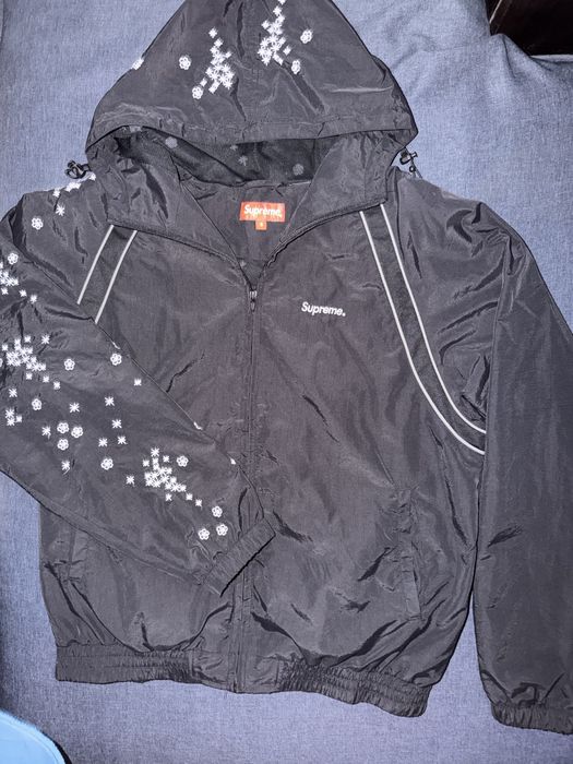Яке ветровка Supreme glow in dark