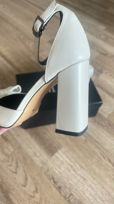 Продам туфли отличного качества