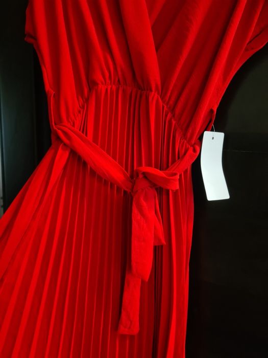 Rochie elegantă- Rochie plisată roșie-Rochie zi-Rochie eveniment