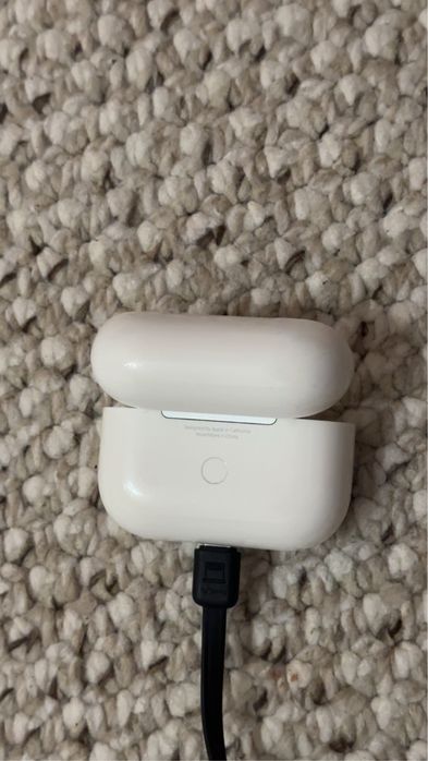 Кейс от airpods1 1 pro