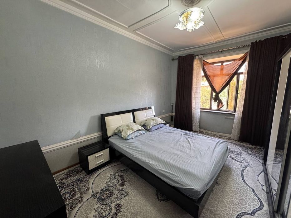 Сдаётся 2х комнатная квартира в центре города