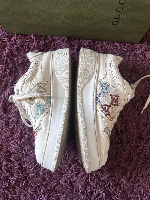Adidasi gucci 39