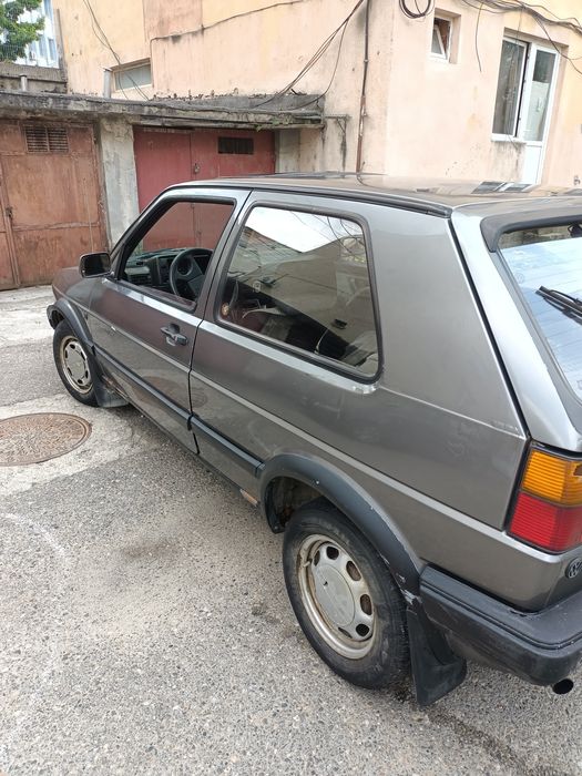 Vand VW Golf 2 Diesel 1.6 cmc an 1988 colectionari/restaurare