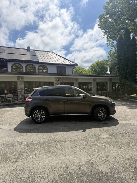 Peugeot 4008 numere rosii valabile full dotari Mitsubishi Asx 4x4 1.8 did 150cp panoramic