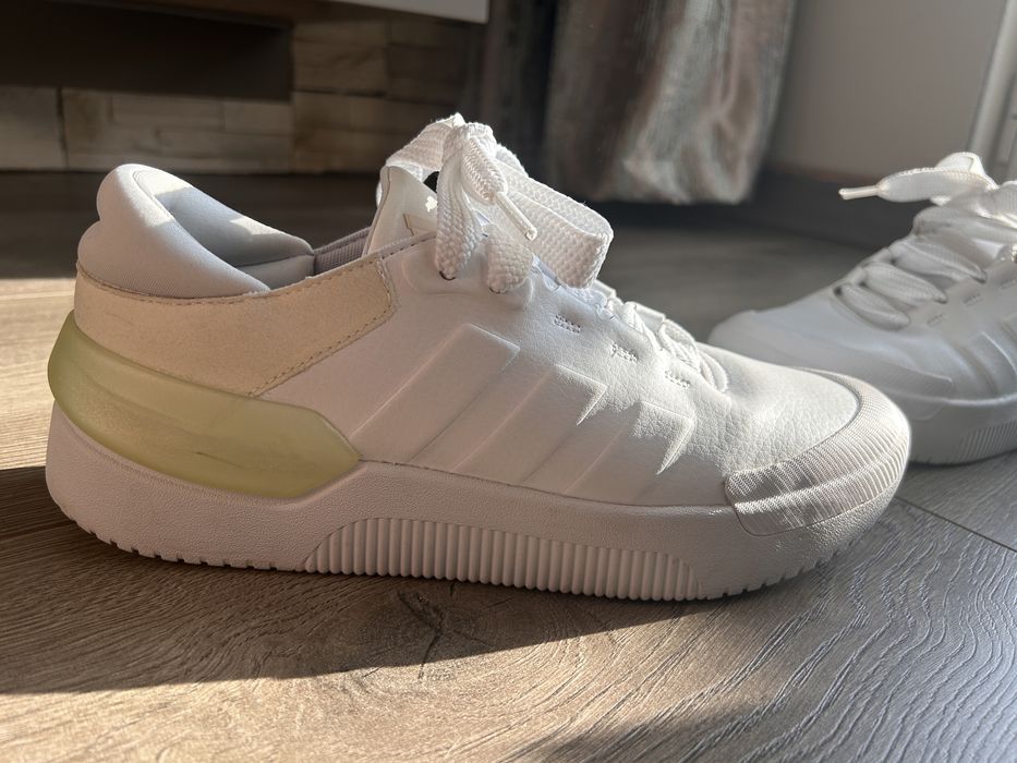 Маратонки Adidas