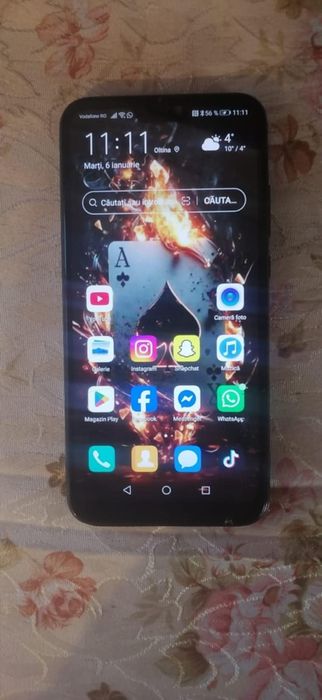 Vând Huawei p20 lite