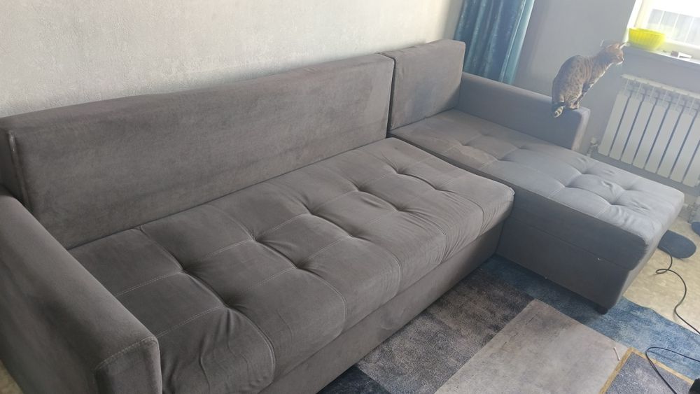 Продам Диван в хорошем состоянии