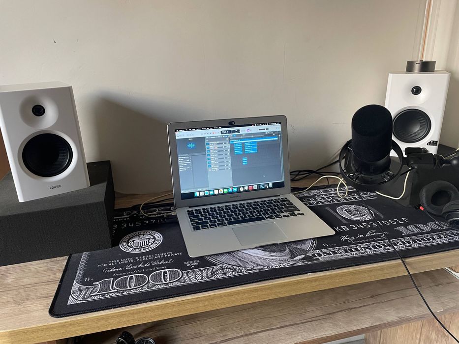 продается домашяя студия