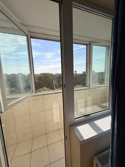 Inchiriez Apartament 3 camere coposu
