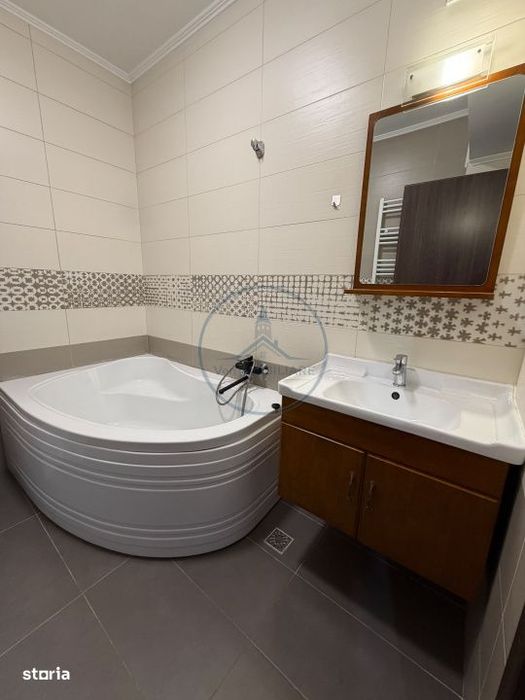 Apartament de inchiriat | Str. Crinilor | 75 mp | loc de parcare subte