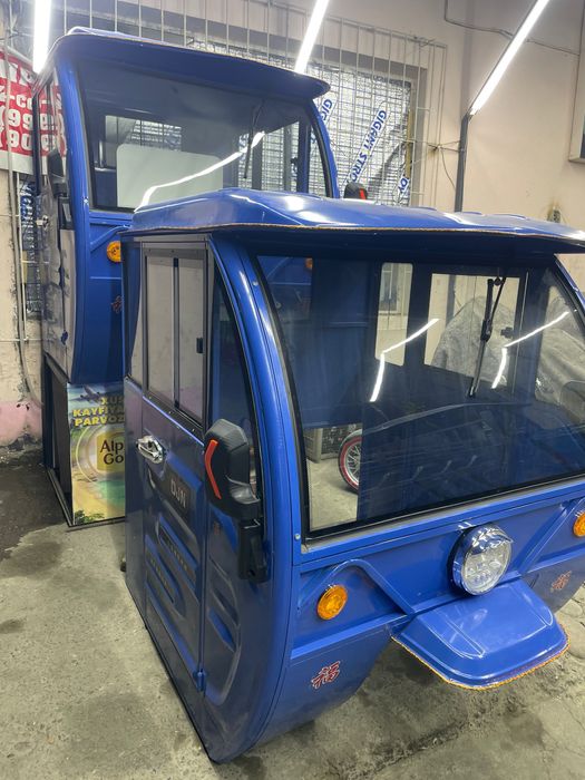 Мотороллер том , крыша , кабина