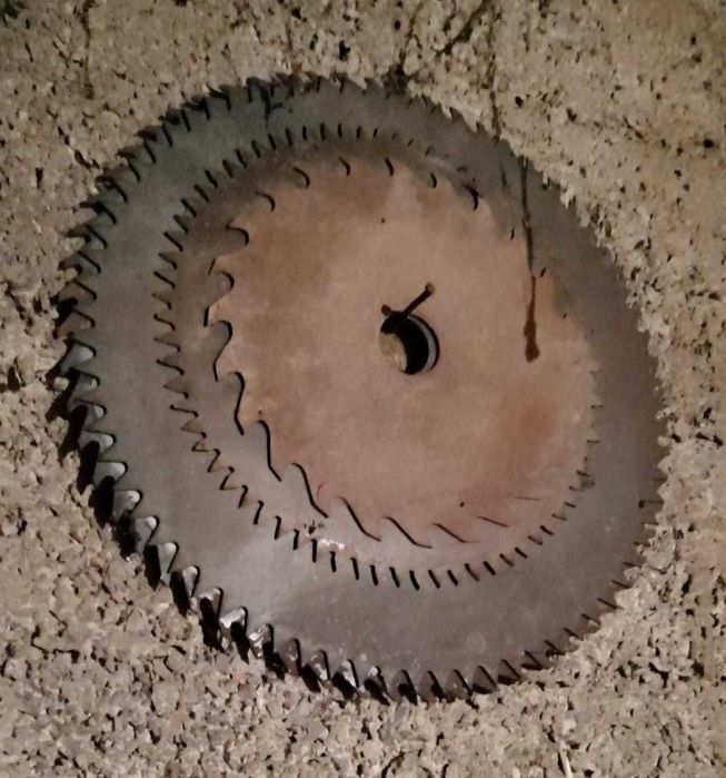 пень карагач,садовый столик