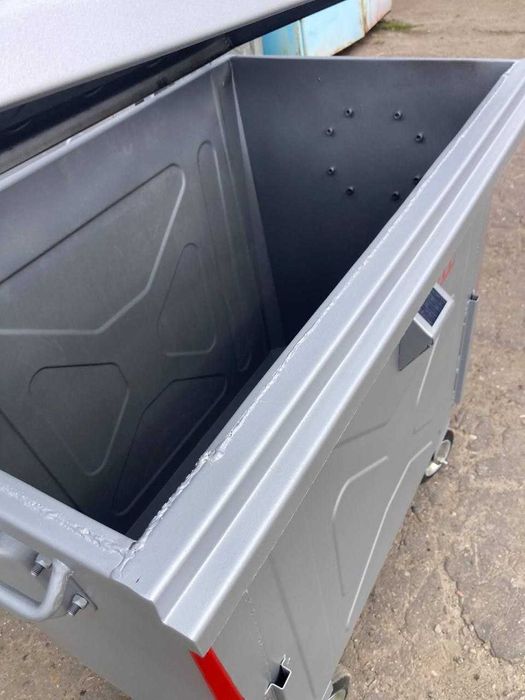 Контейнер для мусора металичиский 1100л