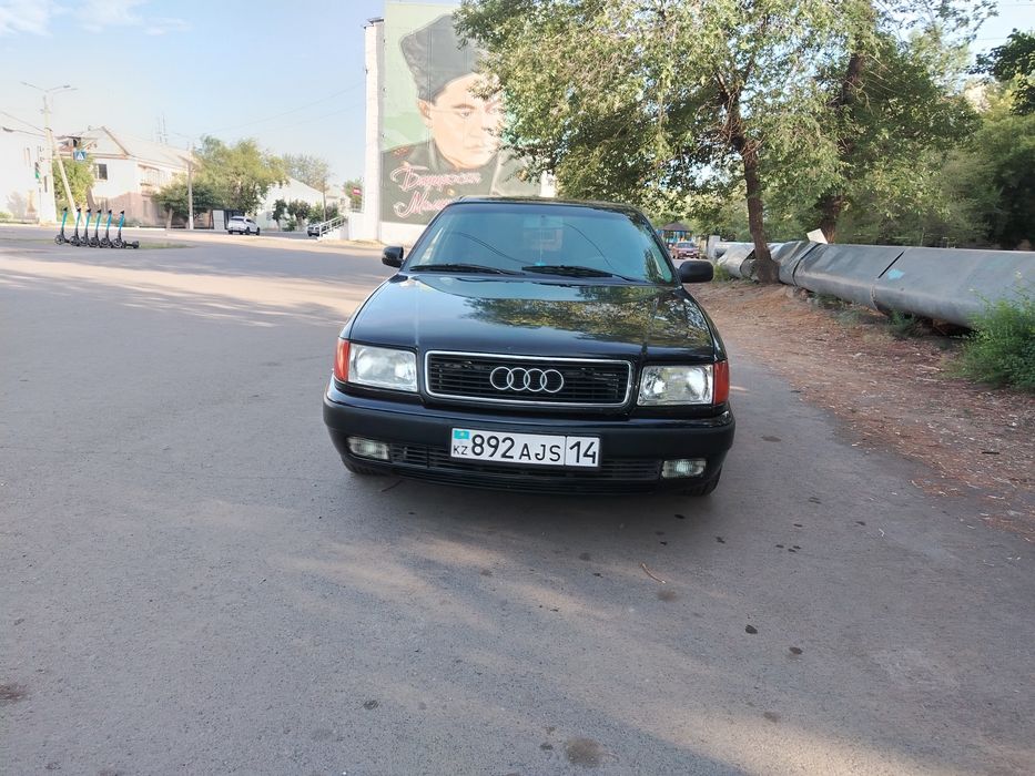 Продам Ауди 100 хтс