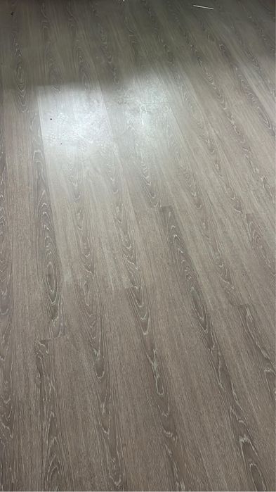 Продается б/у ламинат