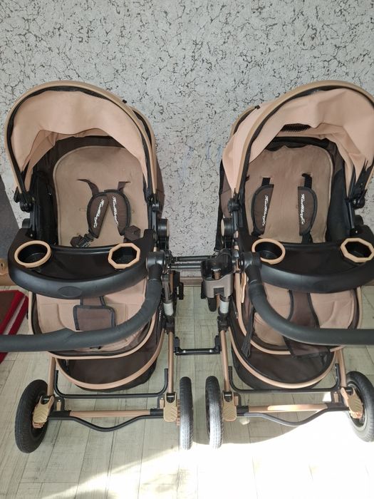 Продам коляску для двойни !