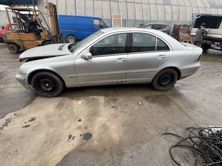 Mercedes C270 w203 НА ЧАСТИ