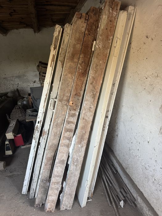 Окна и двери, эшик ромлар