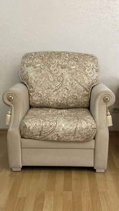 Продам мягкий уголок