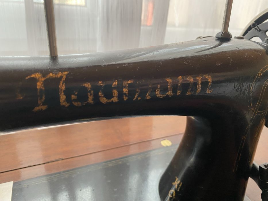 Masina de cusut vintage Naumann