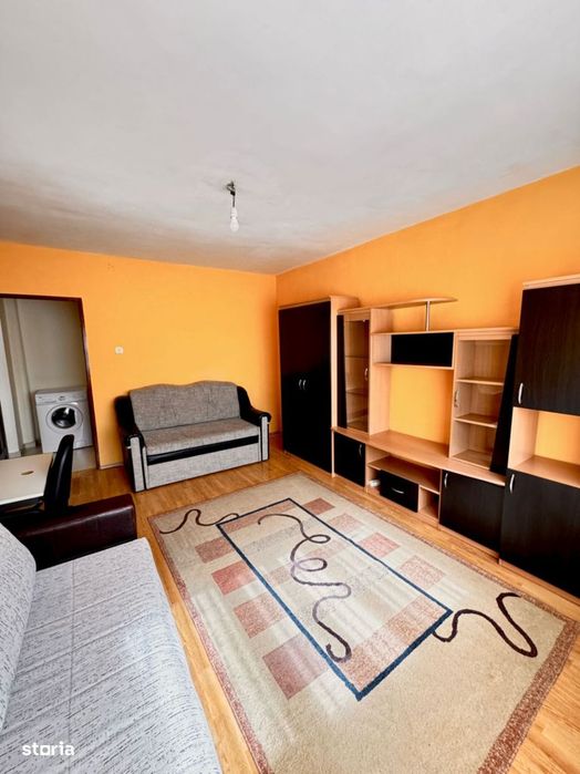 Apartament cu o cameră, decomandat – Rogerius